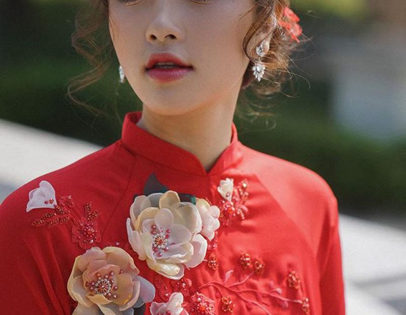 5 Cách Kết Hoa Lên Áo Dài Vô Cùng Sang Trọng | Ivy Moda