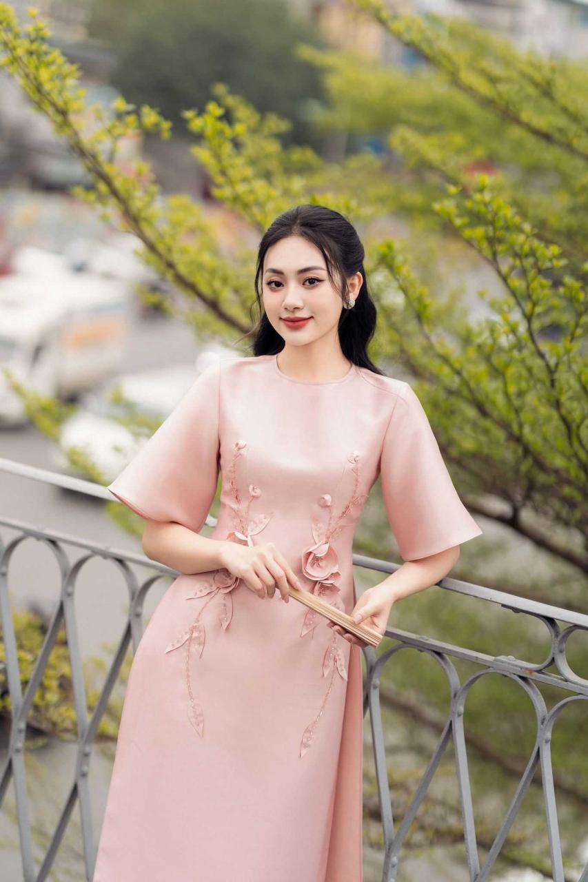 Áo Dài Cổ Tròn Tay Cánh Tiên Ad105