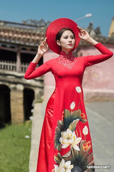 50+ Mẫu Áo Dài Hoa Sen Cưới Duyên Dáng Đẹp Nhất Cho Cô Dâu Việt - Camile  Bridal