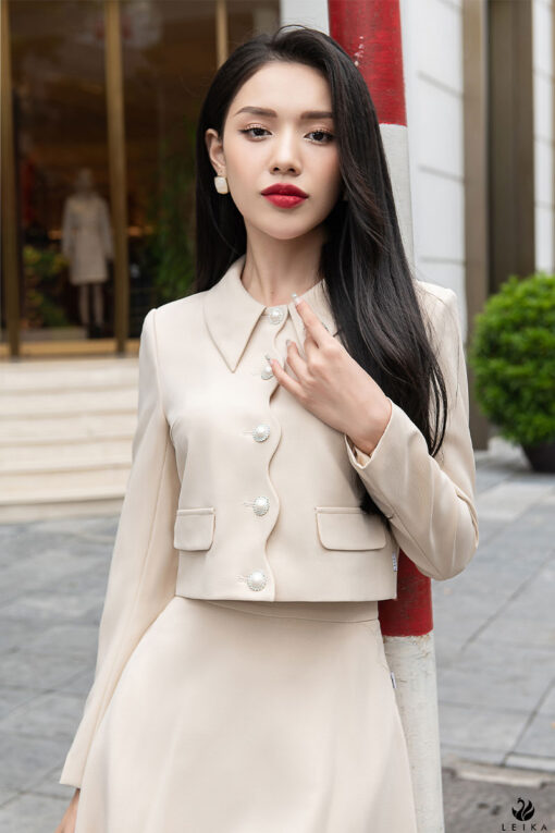 4 Mẫu Vest Lửng Nữ Mới Nhất 