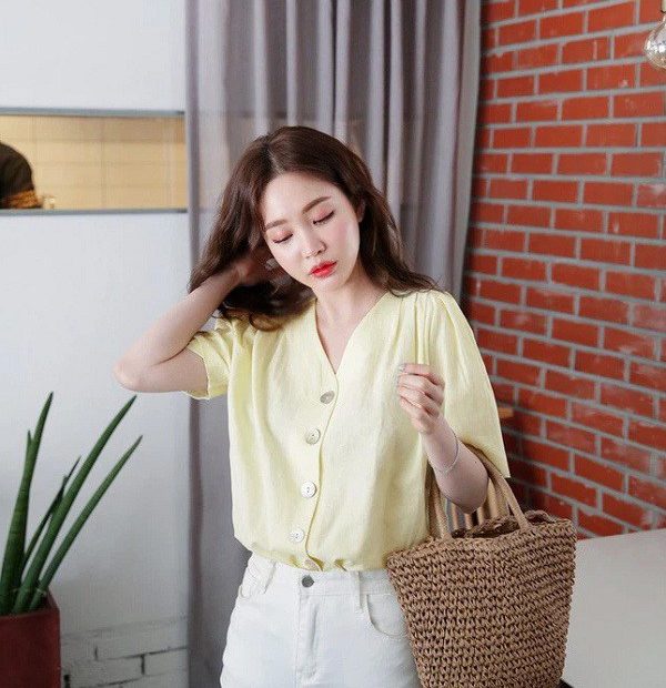 Những Mẫu Áo Vừa Xinh Lại Mát Mẻ Nên Có Trong Mùa Hè Sắp Tới