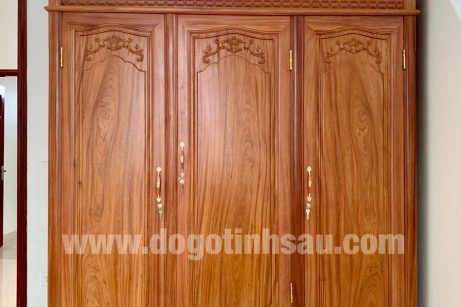 Tủ Áo 3 Buồng Gỗ Gỗ Đỏ (Dạ Trệt) - Đồ Gỗ Tình Sáu
